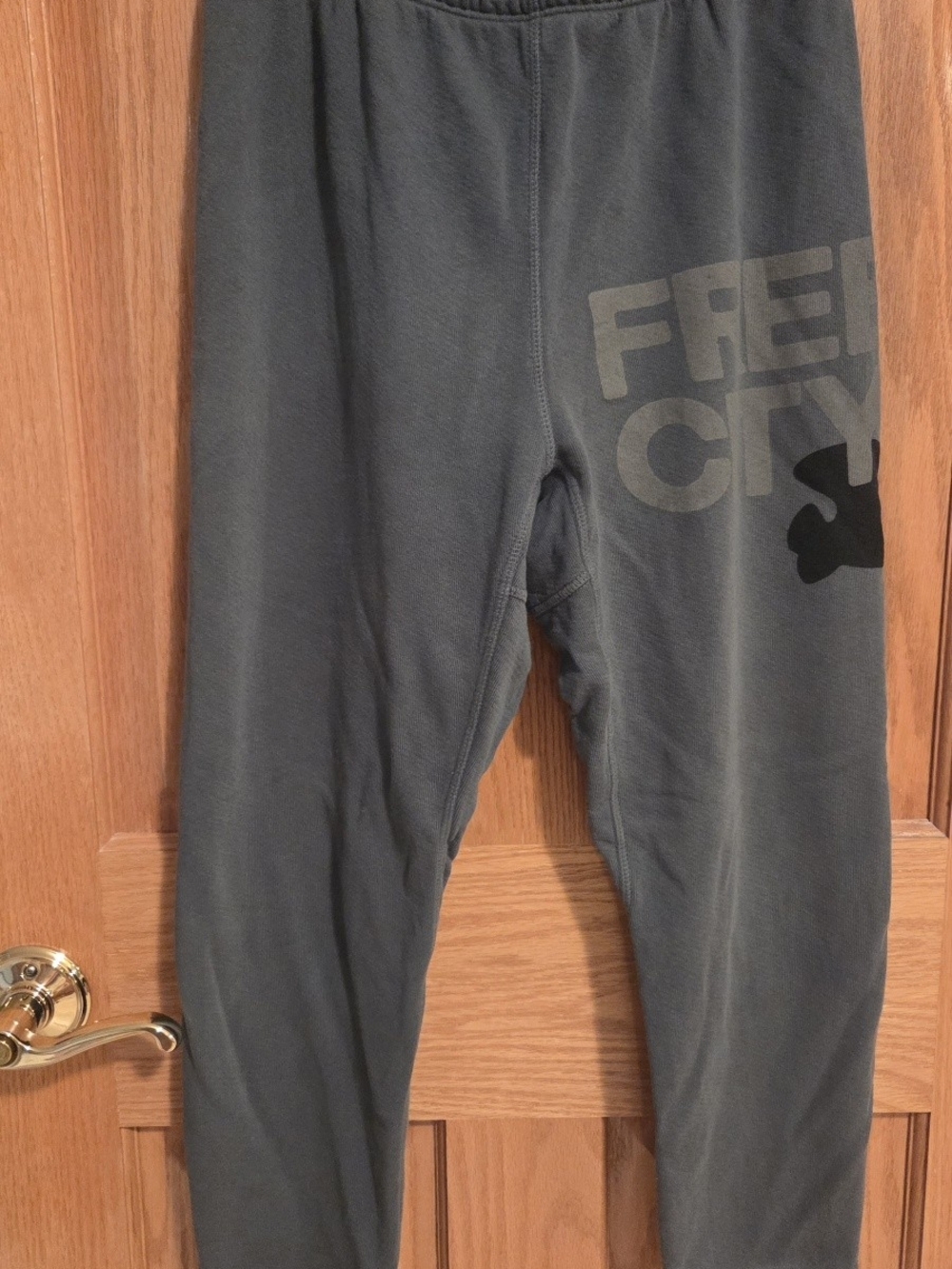 Free City Cropped Jogger - Olive Green